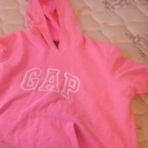 GAP sweatshirt